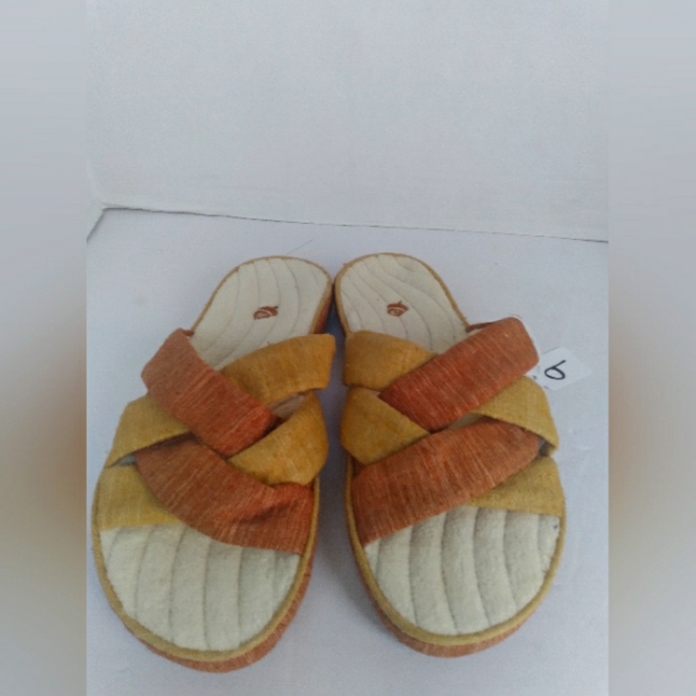 Acorn Spa Thong Slides Comfort Cushioned Footbed Criss Cross‎ Straps
